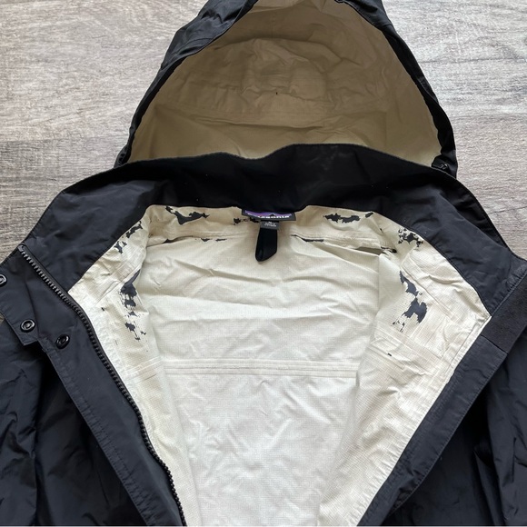 Patagonia Torrentshell City parka rain jacket - Picture 4 of 7